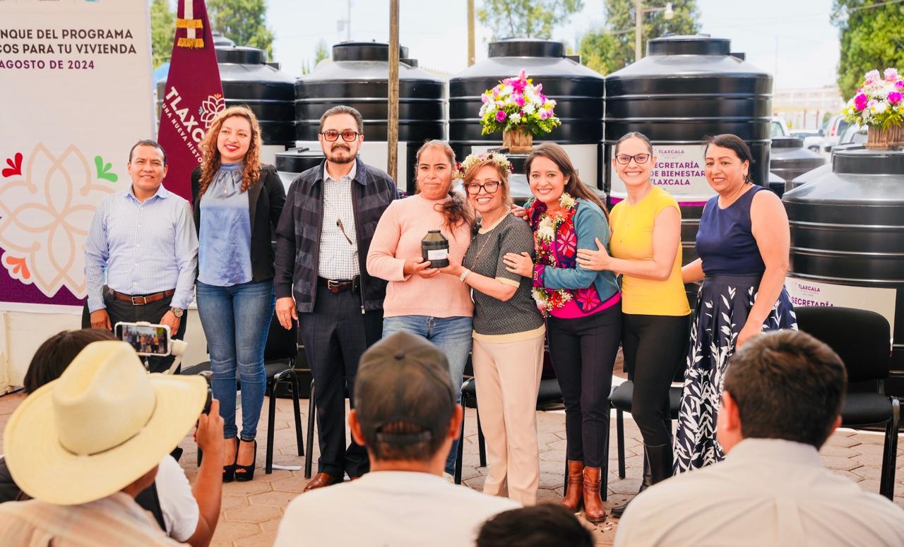 Con programa ‘Tinacos para tu vivienda’, se transforma la forma de vivir de las personas